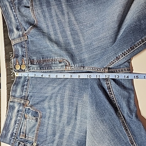 Lane Bryant 18 Short Bootcut Jeans Tighter Tummy Technology Whiskering Denim - Picture 10 of 12